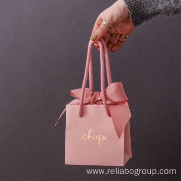 Luxury ribbon handle boutique tote paper gift bags